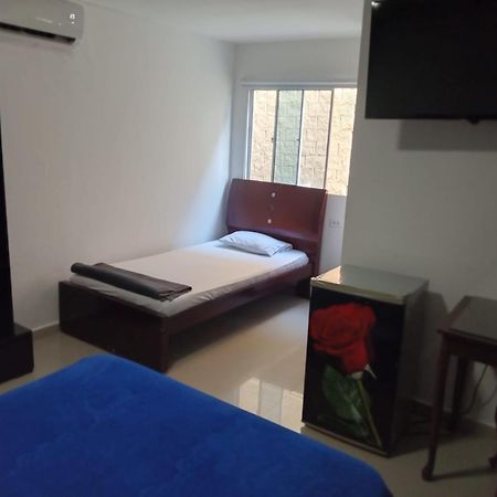 Hotel Intersuites Barranquilla  Exteriör bild