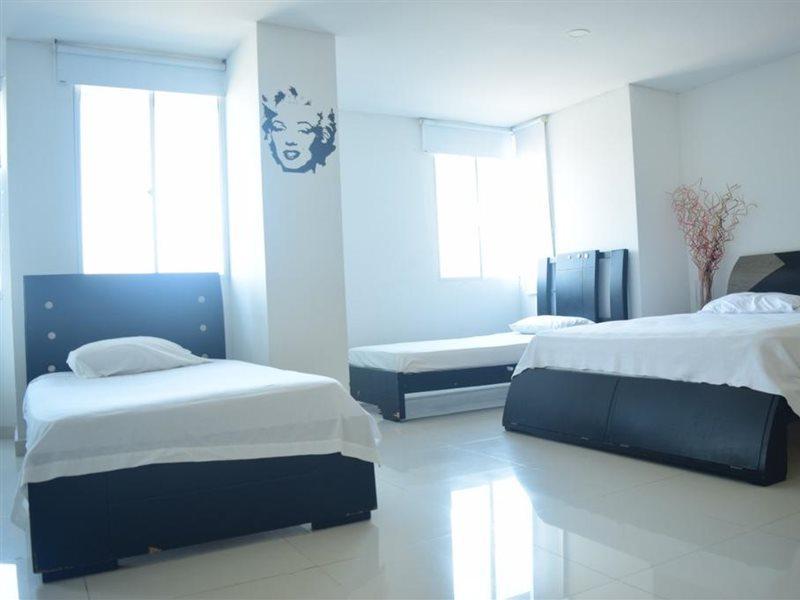 Hotel Intersuites Barranquilla  Exteriör bild
