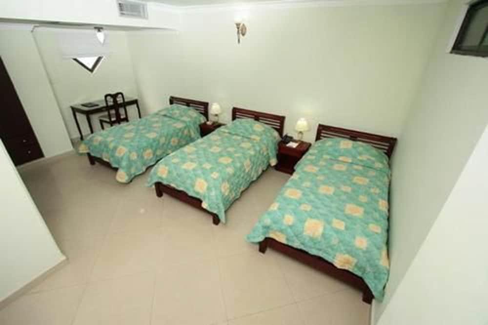 Hotel Intersuites Barranquilla  Exteriör bild