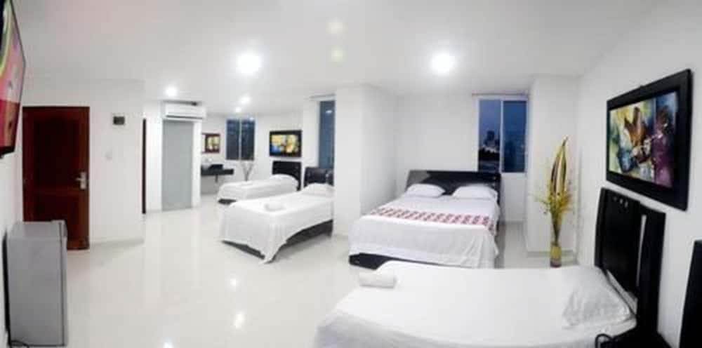 Hotel Intersuites Barranquilla  Exteriör bild