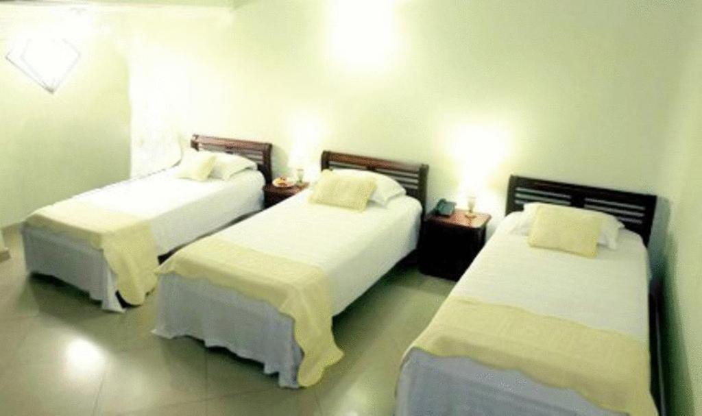 Hotel Intersuites Barranquilla  Exteriör bild