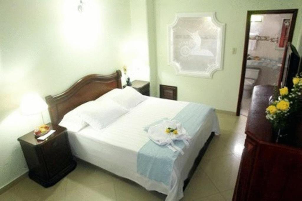 Hotel Intersuites Barranquilla  Exteriör bild