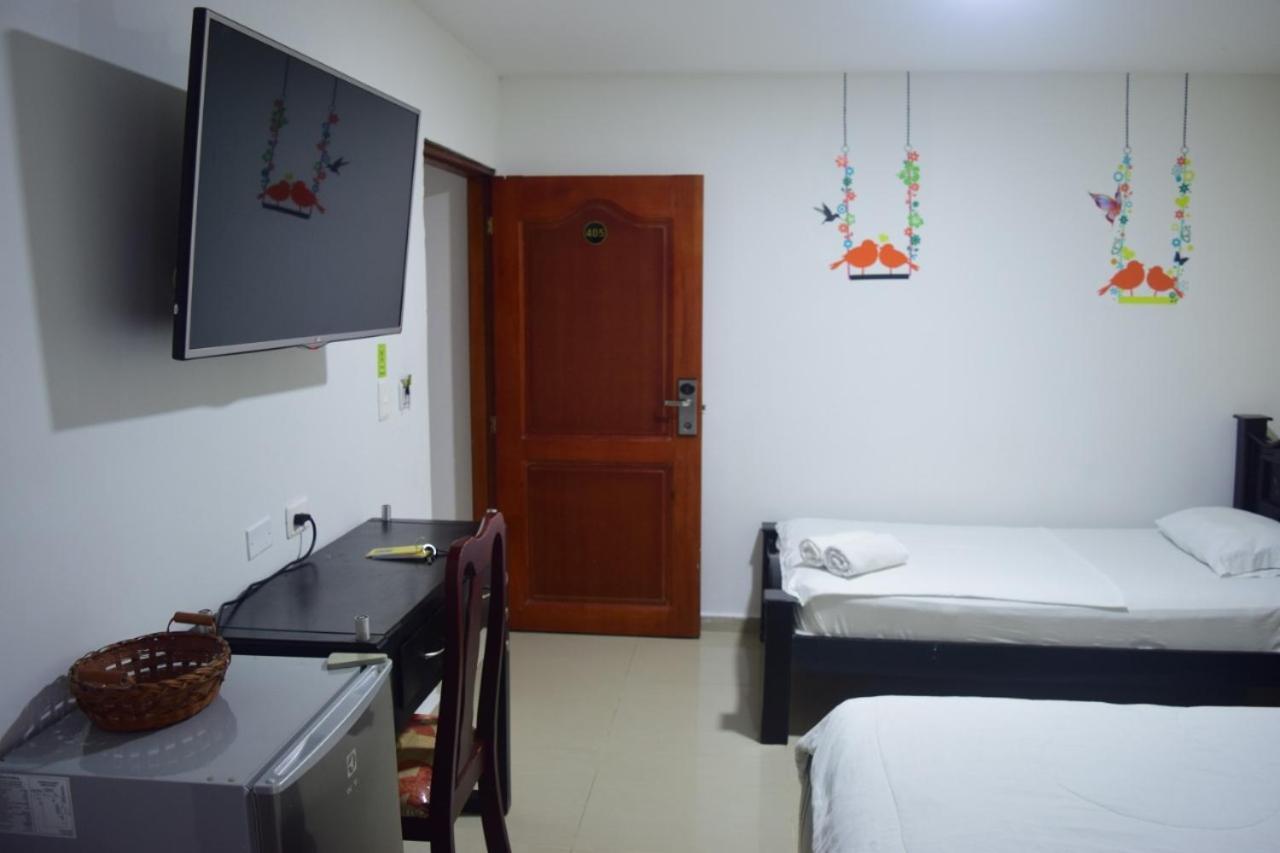Hotel Intersuites Barranquilla  Exteriör bild